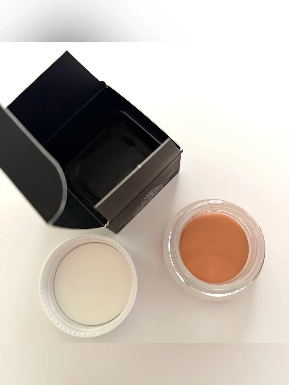 NARS Make up Light Reflecting Eye Brightener in Impossible Dream